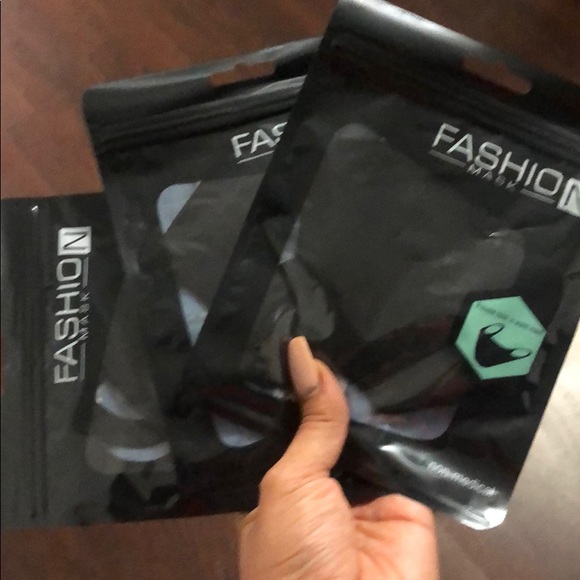 REUSABLE FACEMASK - machine wash safe - Picture 7 of 7